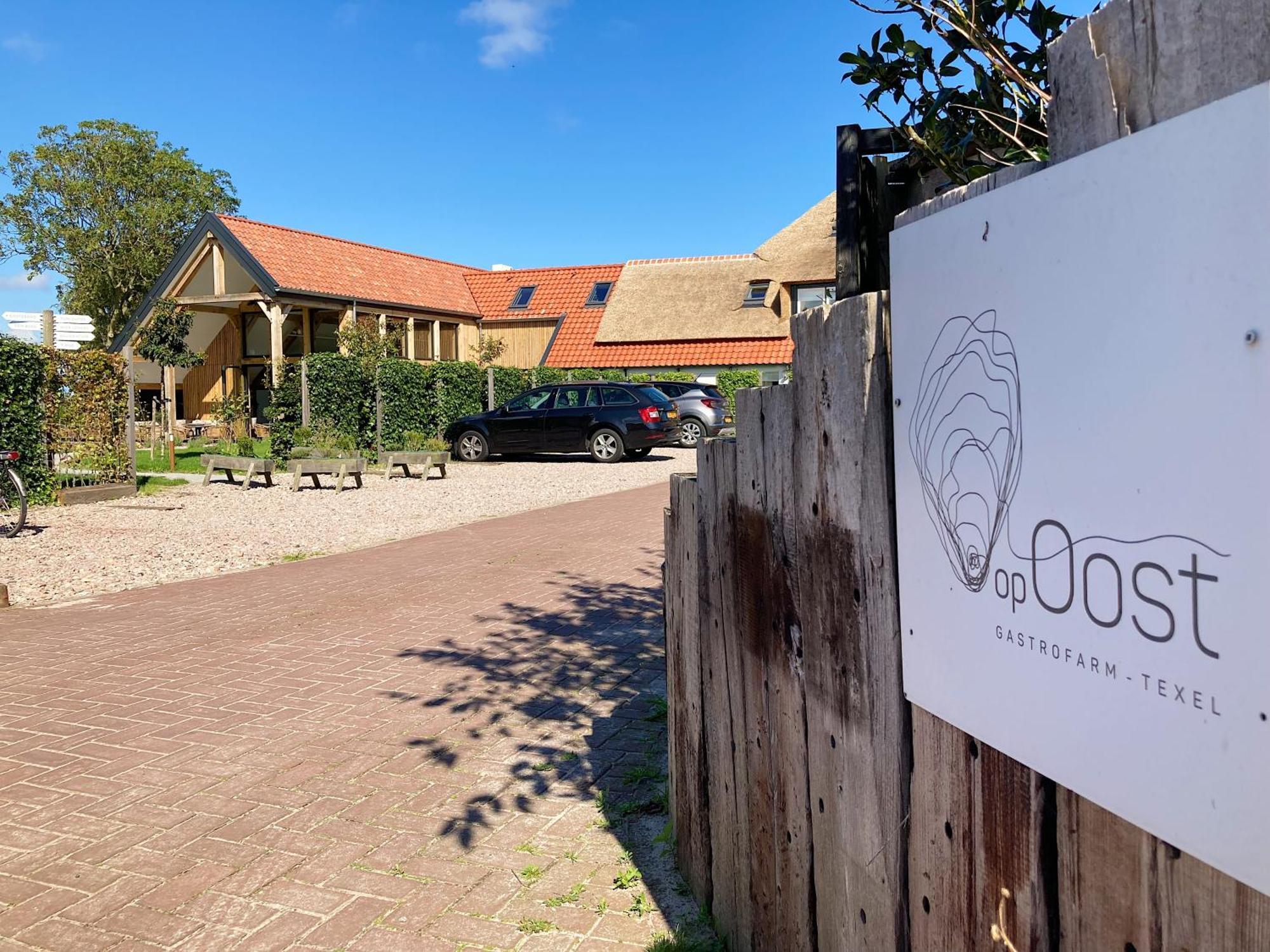Op Oost Boutique Hotel & Restaurant Het Kook Atelier Oosterend  Exterior foto